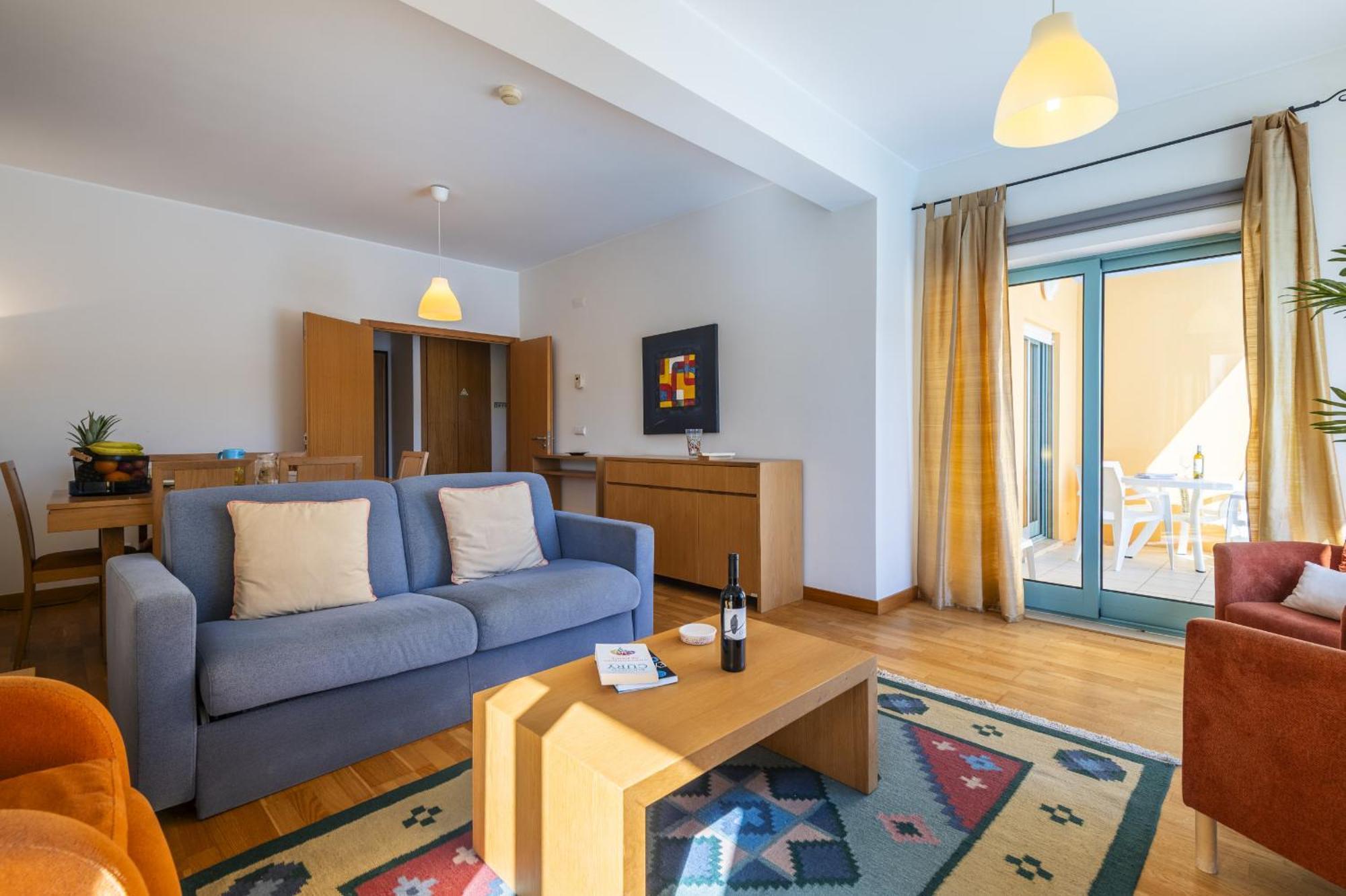 Marina Breeze Apartment With Pool - 900M From The Beach Albufeira Exterior photo