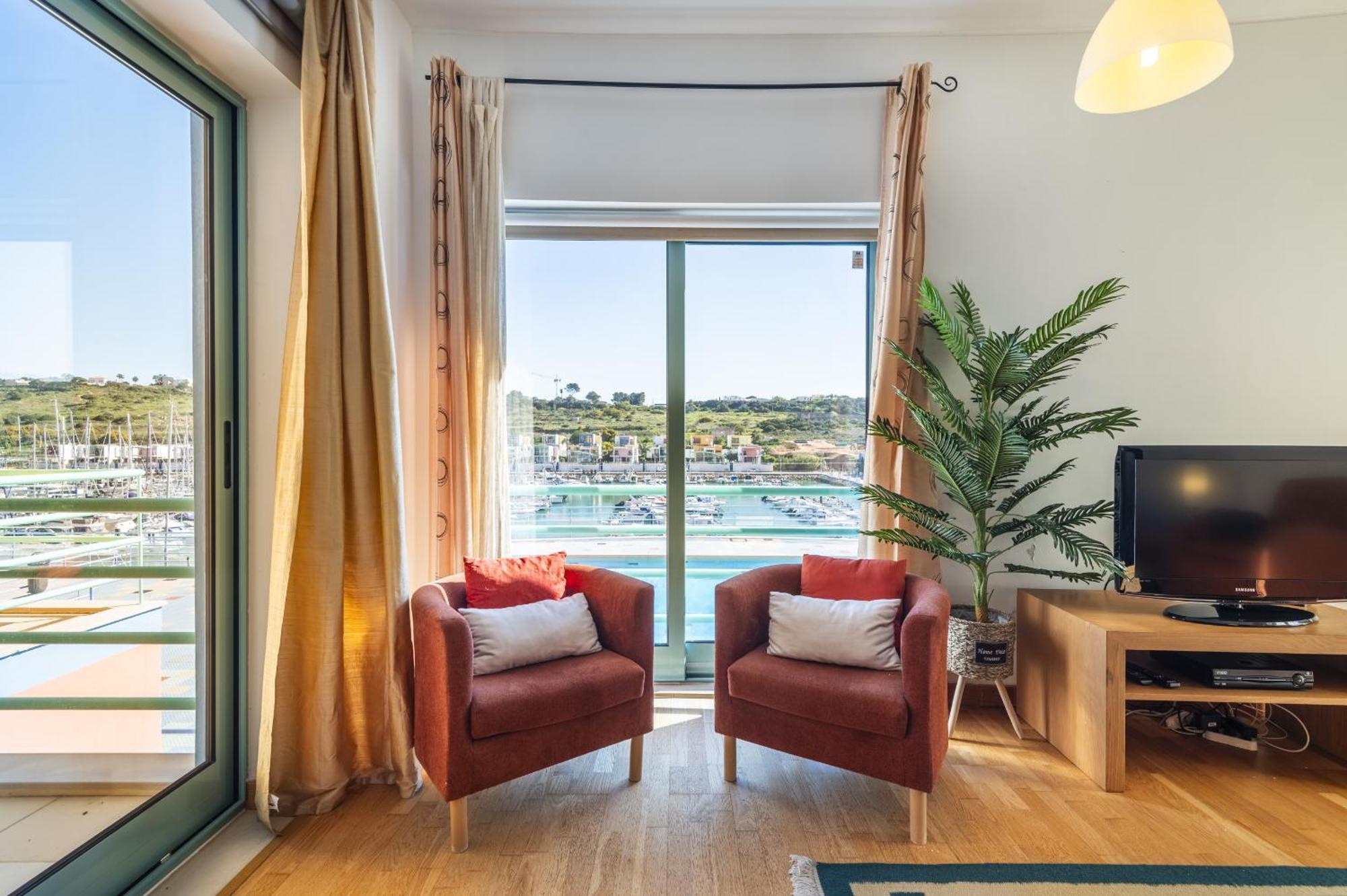 Marina Breeze Apartment With Pool - 900M From The Beach Albufeira Exterior photo